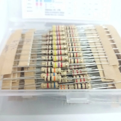 300PCS 30Values 10Ω-1MΩ 1/2W 5% Carbon Film Metal Resistors Assortment Kit COD [1881797]