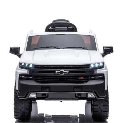 Funtok RS03 12V Powered Kids Electric Ride on Car Truck Chevrolet Silverado Official Licensed Safety Lock bluetooth Music LED Lights with Remote Control Car Toy [1915980]